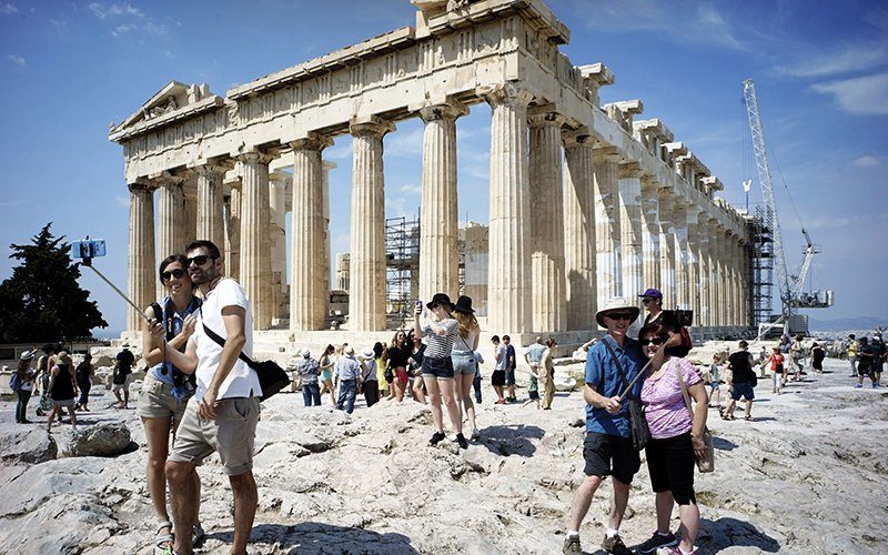 , Greece Among Safest Countries for Tourists | GreekReporter.com
