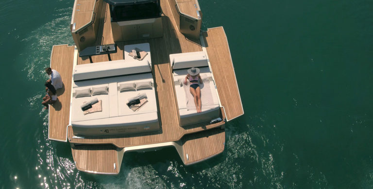 , The Sunreef 40&#8242; Center Console Cat Has Crazy Space &#8211; Ocean Of News