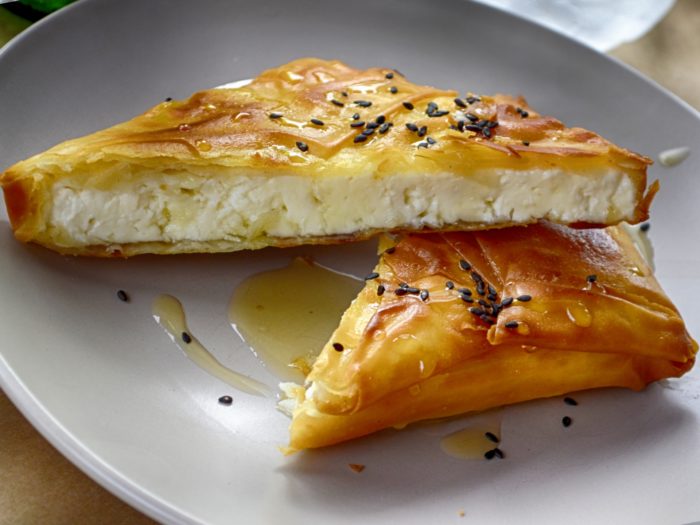 , Kinds of Greek Pies: The Variety of Delicious &#8216;Pitas&#8217; | GreekReporter.com